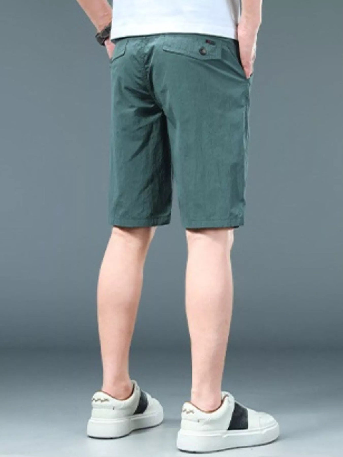 Men's Loose Fit Shorts - NUTRYS